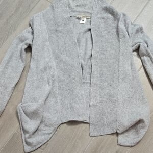 Gray Cardigan Sweater with Ribbed Cuffs